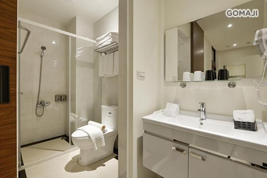 Top Bay B&B Donggang Luaran gambar