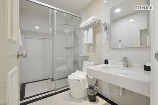 Top Bay B&B Donggang Luaran gambar